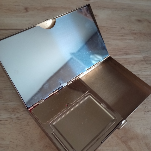 Volupte Horse&Carriage compact carryall. Your Purchase Supports Wildlife Rescue! - Picture 4 of 7